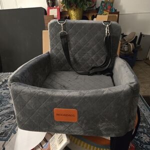 Dog Car Seat For Small Dogs – Wooaidagg Booster Seat, Memory Foam, Safety Straps